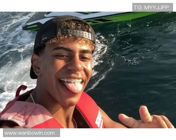 亚马尔女友透露未来想当母亲目前未怀孕已交往两个月感情甜蜜